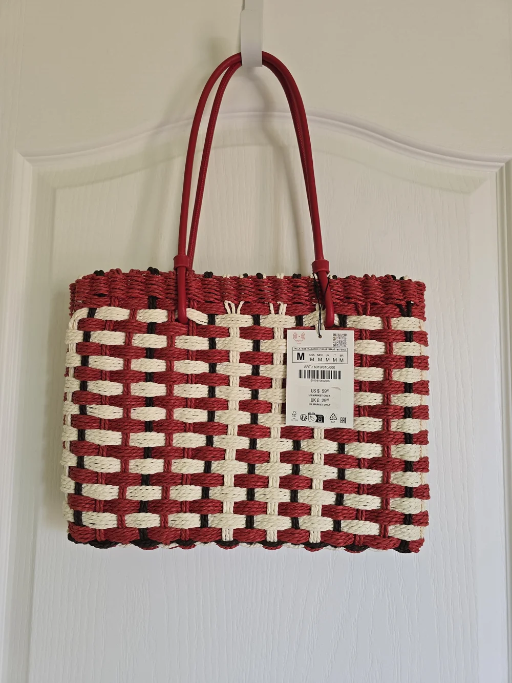 NWT ZARA Stylish Red & Cream Woven Tote Bag, Size 11.4